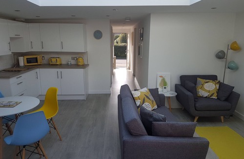 Hallow Apartamento | The Coneygree @ Northwick