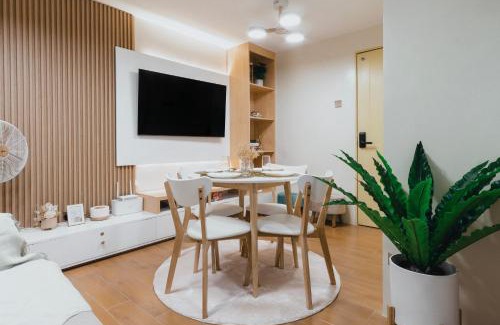 Sasa Apartamento | The Constant Cove – 3BR Condo Near Airport, Samal Island & Malls