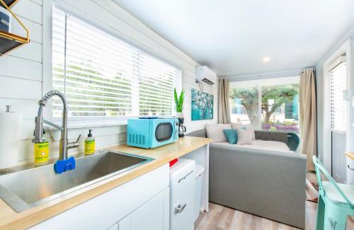 Johnson City Casa | The Container Retreat @ 290 Wine Trail #1 Escape to Hye, TX