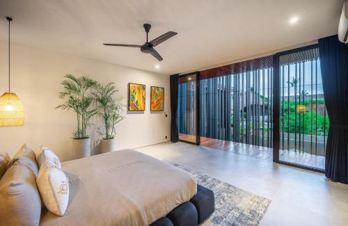 Dyanapura Villa | The Continental Modern Luxury 4 BR Villa in Seminyak Central