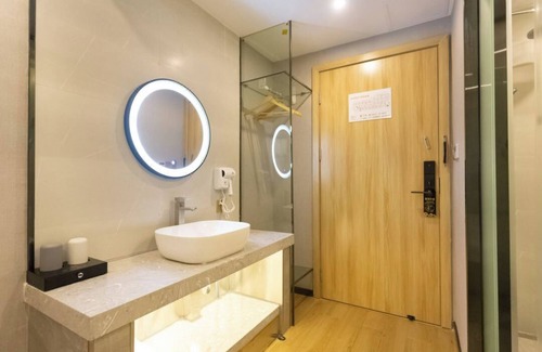 Central Business District Hotel | The Convention Center Kai he Hotel