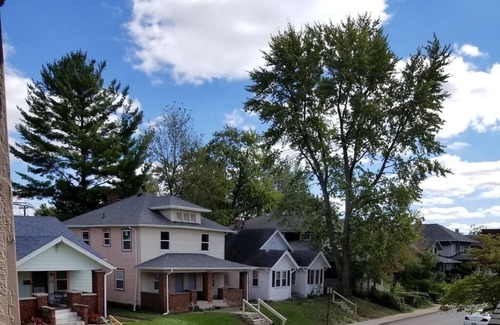Near Eastside Apartamento | The Cool and Spacious Metro Apt. w/free park & WiFi in Indianapolis