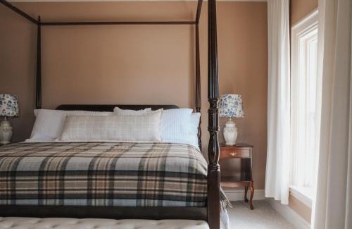Shelburne Cama Y Desayuno | The Cooper's Inn