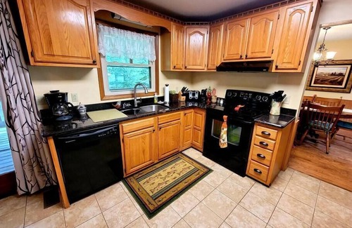 Valley Creek Run Casa | The Copper Lady Cottage in Maggie Valley
