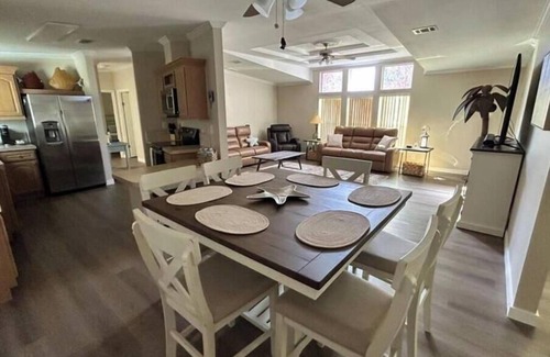 Charlotte Park Casa | The Coral Cottage