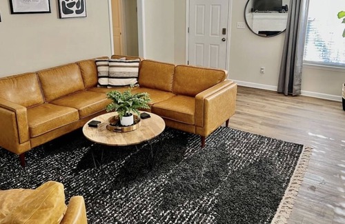 Cordova Casa | The Corner at Wolfchase - Boho Modern 4 BR w/ Garage and Huge Backyard