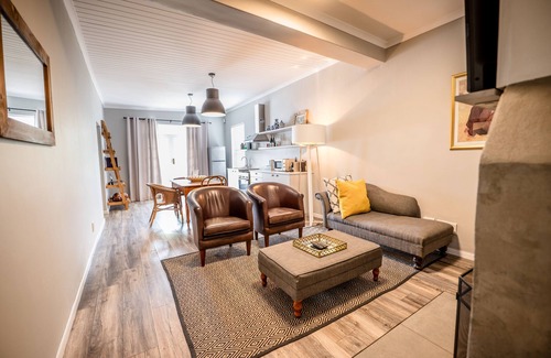 Franschhoek Apartamento | The Corner House L'A-nnexe