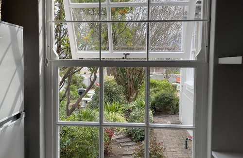 Franschhoek Apartamento | The Corner House L'A-nnexe