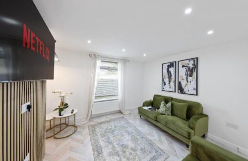 London Borough of Bromley Casa | The Cornerstone Cottage