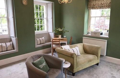 Camelford Apartamento | The Cornish Peak Beautiful Apartment In Grade 2 Listed Building In Cornwall By StayStaycations