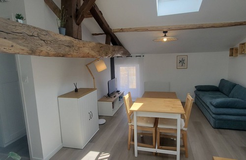 Gemozac Apartamento | The Cosy Charming Apartment Renovate