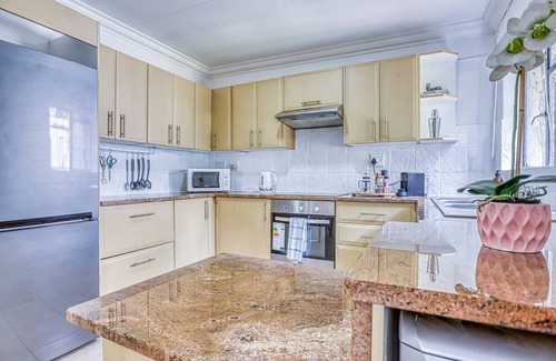 The Reeds Apartamento | The Cottage-1 Bed-pool-bbq-fibre-solar-samrand