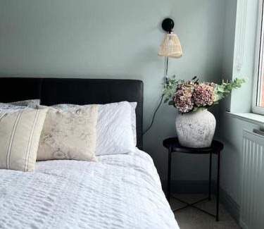 Southport Casa | The Cottage, a perfect getaway!