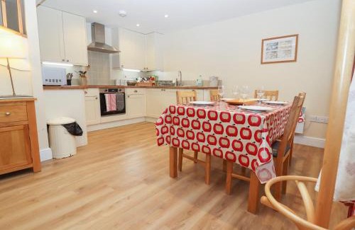 Bath Casa | The Cottage At Barrow Mead