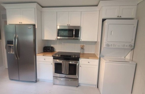 Griffin Cabaña | The Cottage at Refuge Ranch - Country Paradise!