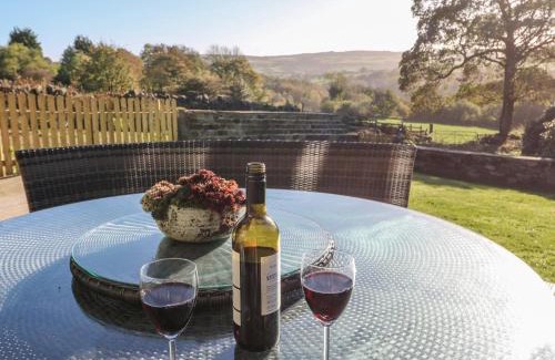 Sowerby Bridge Casa | The Cottage, Beeston Hall