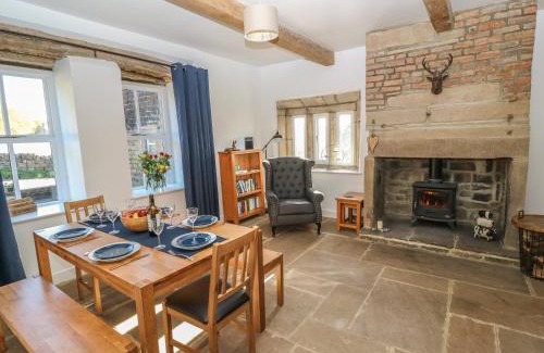 Sowerby Bridge Casa | The Cottage, Beeston Hall