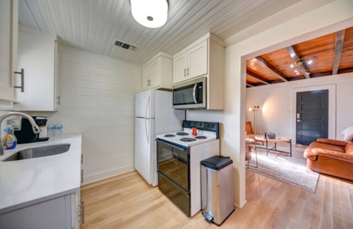 Warrenton Casa | The Cottage - Farmstead