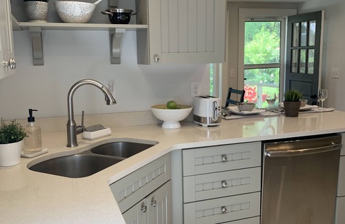 Edenton Cabaña | The Cottage in Edenton