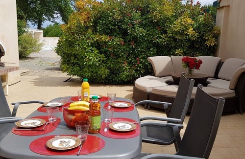 Raissac-d'Aude Cabaña | La casa de campo Lucca, el encanto, la autenticidad, viñedos tranquilos ambientes
