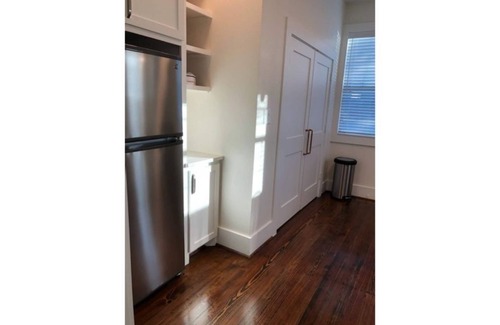 Brenham Cabaña | The Cottage on Main