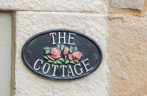 Castleton Casa | The Cottage on the Island