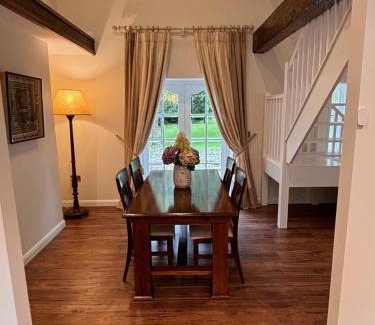 Ballykelly Casa | The Cottage, Walworth Demesne
