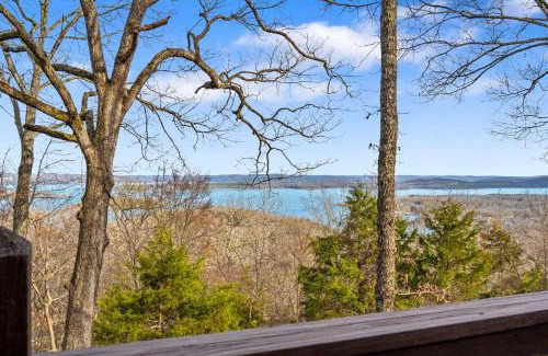 Branson West Casa | The Cottages on Lake Bluff - Nearby Table Rock Lake