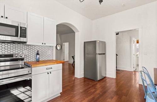 Simpsonville Casa | The Cotton Mill Cottage - charming 2 bedroom blocks from downtown Simpsonville