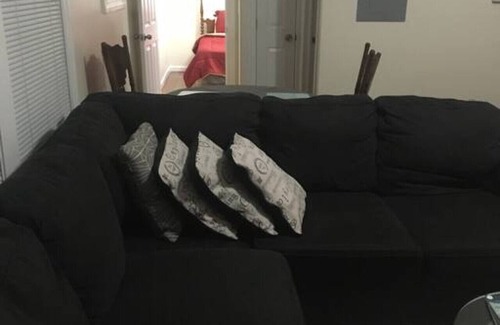 Niskayuna Apartamento | The couples home with free wifi