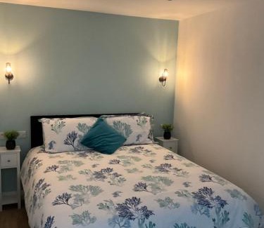 Cheddar Apartamento | The Court Yard Apartment