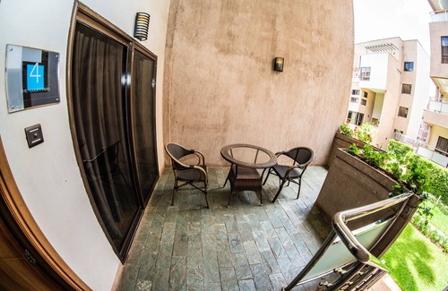 Kilimani Apartamento | The Courtyard at Vanga