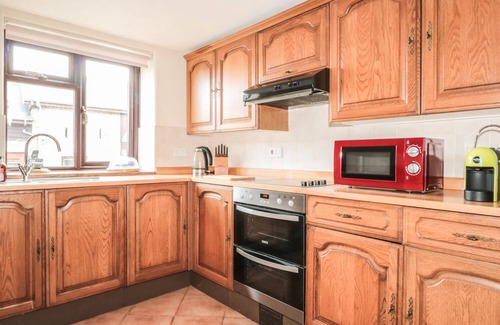 Kington Casa | El patio, GLADESTRY