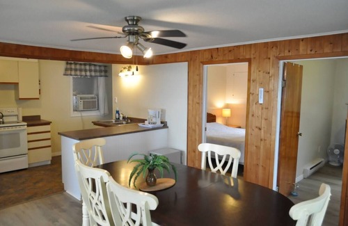 White Lake Casa | The Cove - 245B - Cottage