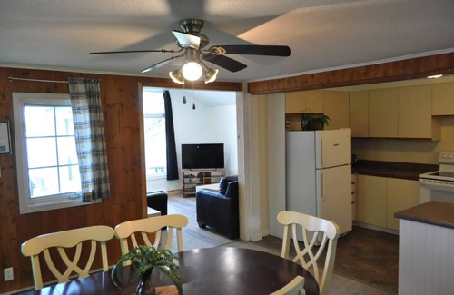 White Lake Casa | The Cove - 245B - Cottage