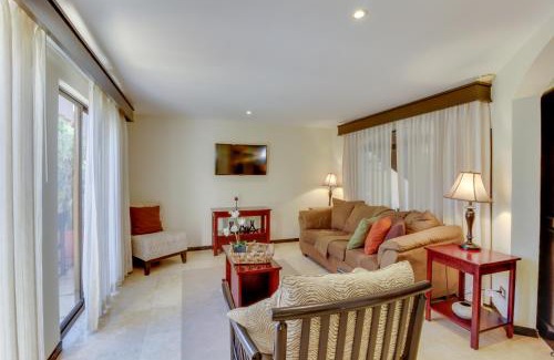 El Ocotal Apartamento | The Cove at Playa Ocotal, units 5,6,7 and 8