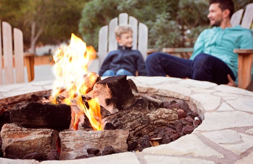 Sylvan Beach Cabaña | The Cove at Sylvan Beach - Pet friendly lakeside cottage with a pontoon boat!
