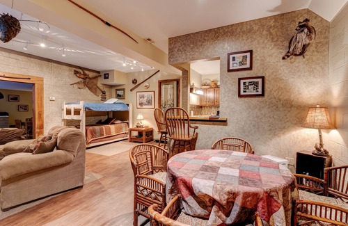 Ashley Oaks Cabina | The Cove at Windrock - Near Windrock Park Trail 23