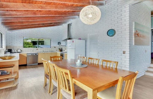 Scotts Head Casa | The Cove