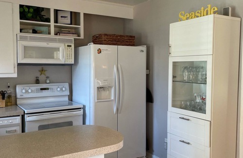 Clearwater Casa | The Cove - Bungalow with a Private Pool and Bikes!