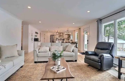 Jemseg Casa | The Cove Home