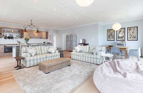 Fish Hoek Apartamento | The Cove - Superior 3 Bedroom Villa