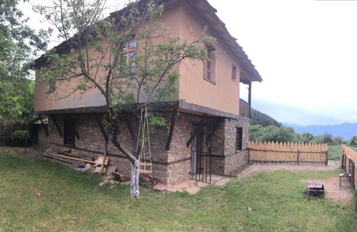 Garmen Casa | The Cow House