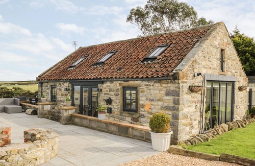 Whitby Cabaña | The Cowshed