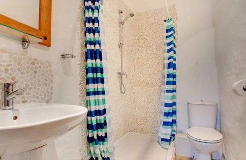Trefin Casa | The Cowshed in Haverfordwest