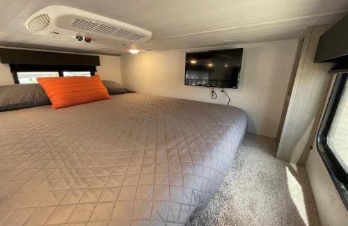 Apple Valley Otro | The Coyote Moon Tiny Home Destination Trailer Zion