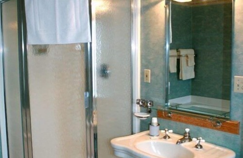 St. Marys Cama Y Desayuno | The Cozy Afghan Bed & Breakfast