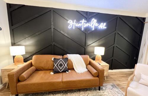 Huntsville Apartamento | The Cozy Bohemian in Mid-City!