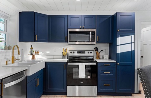 Riverton Cabina | The Cozy Cabin: Riverton Retreat Getaway