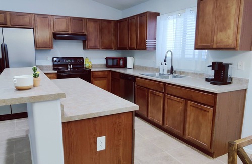 Tucson Casa | The Cozy Cactus Home/Near Airport, The Loop & I-10